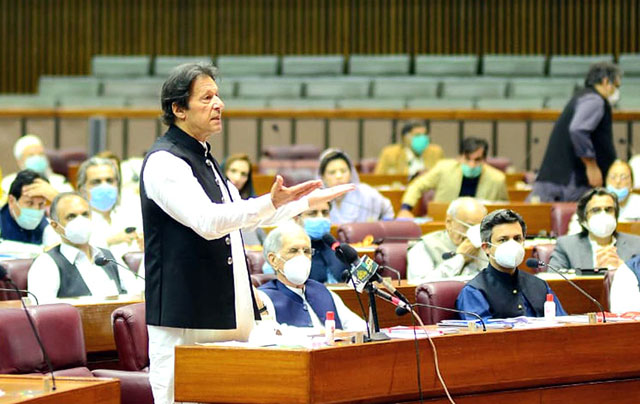 عمران خان نے قومی اسمبلی سے اعتماد کا ووٹ