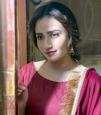ثناجاوید
