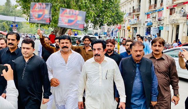 نواز شریف کی واپسی